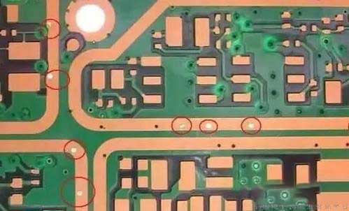 PCB設計通孔